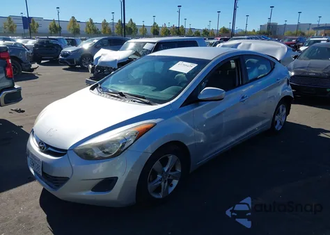 2013 Hyundai Elantra Gls z USA, uszkodzony, nr VIN 5NPDH4AEXDH402399